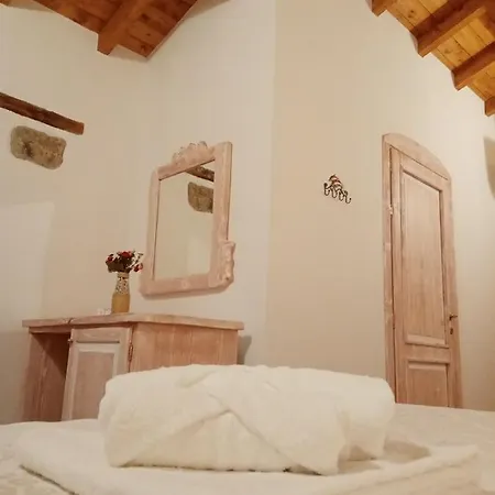 Regnos Altos Boutique Liebeshotel Bosa