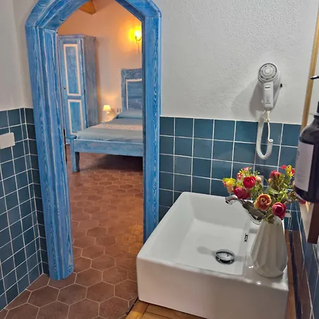 Regnos Altos Boutique בוסה