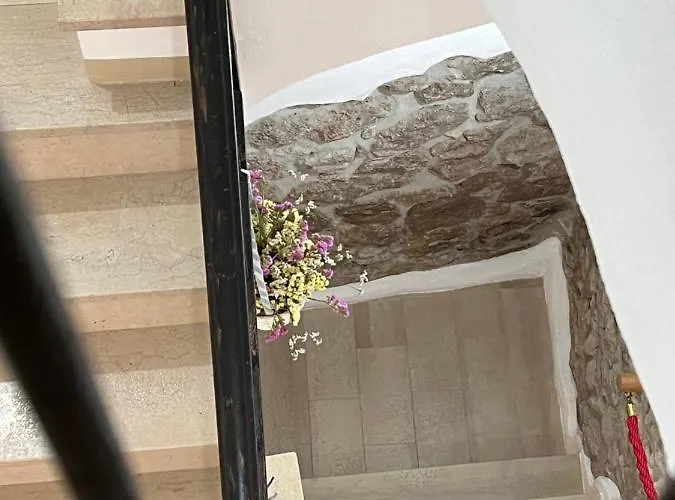 Regnos Altos Boutique 情趣酒店 博萨